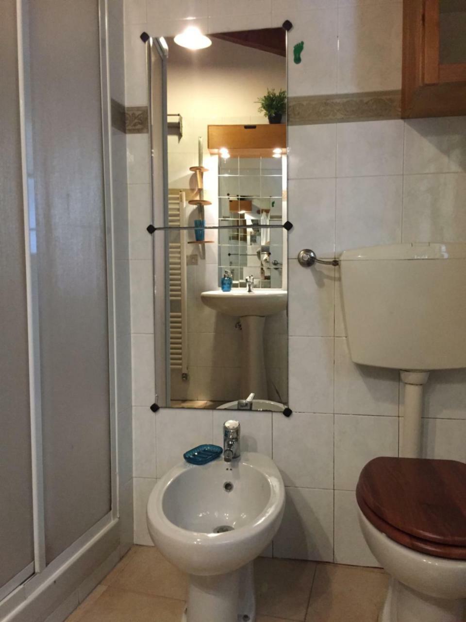 Cozy Garden Retrait Apartment Varenna Luaran gambar